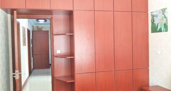 壹品華庭精裝美宅 銘牌家具家電齊備，尊享地下車位